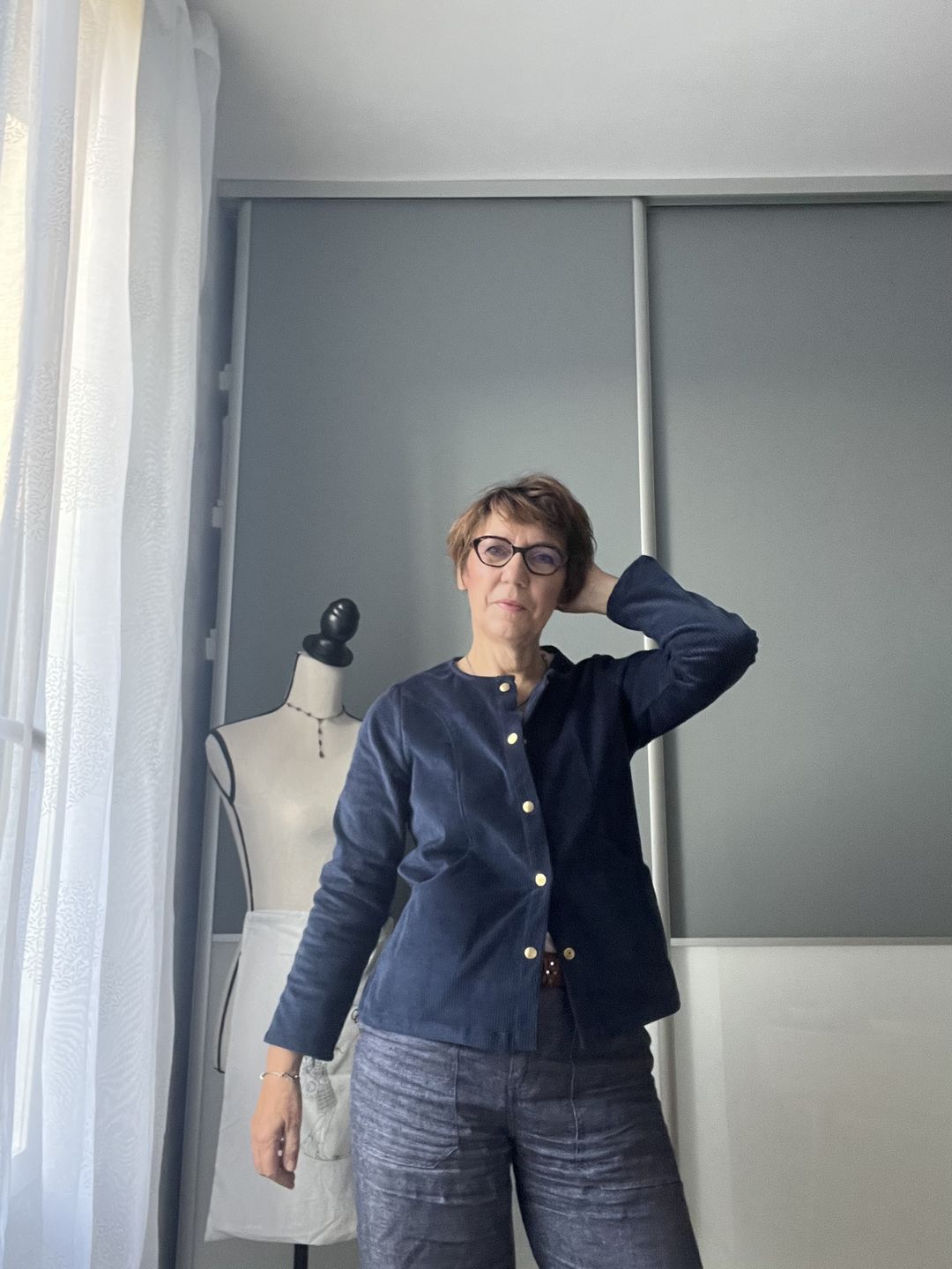 Customer photo review of Veste Annie - Velours côtelé bleu nuit