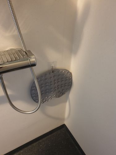 Customer photo review of Massagemåtte, Fod- og rygskraber til brusebadet