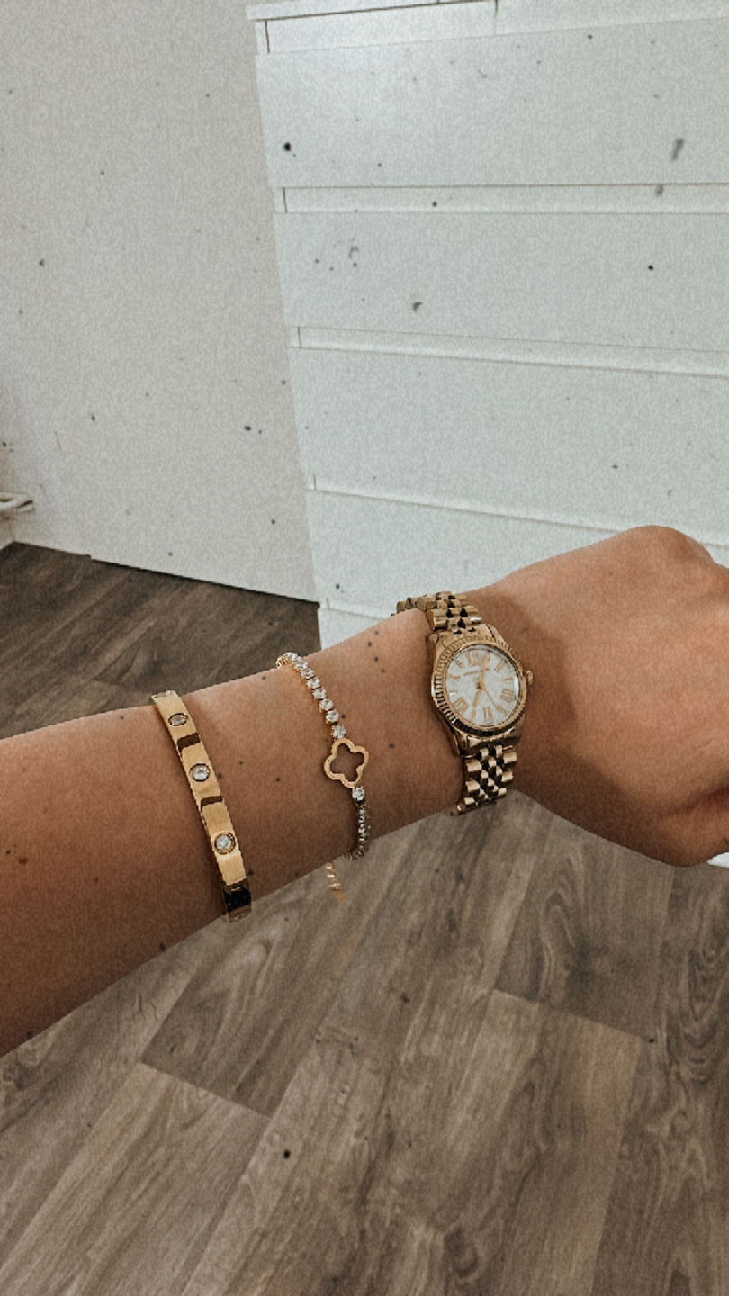 Customer photo review of Tennis Clover Armband | 18K vergoldet