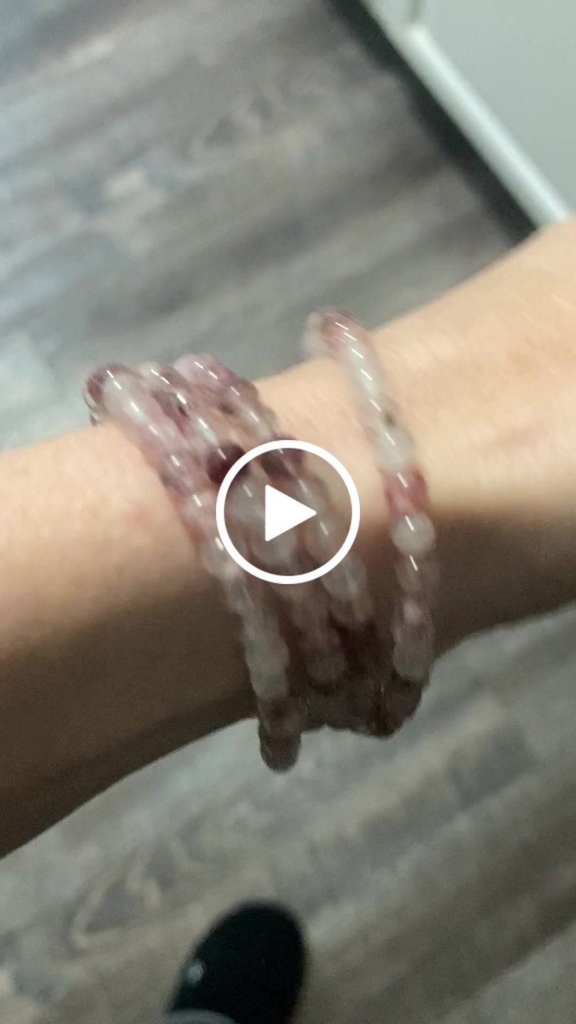 Customer video review of Wrap Club - Monthly Plan