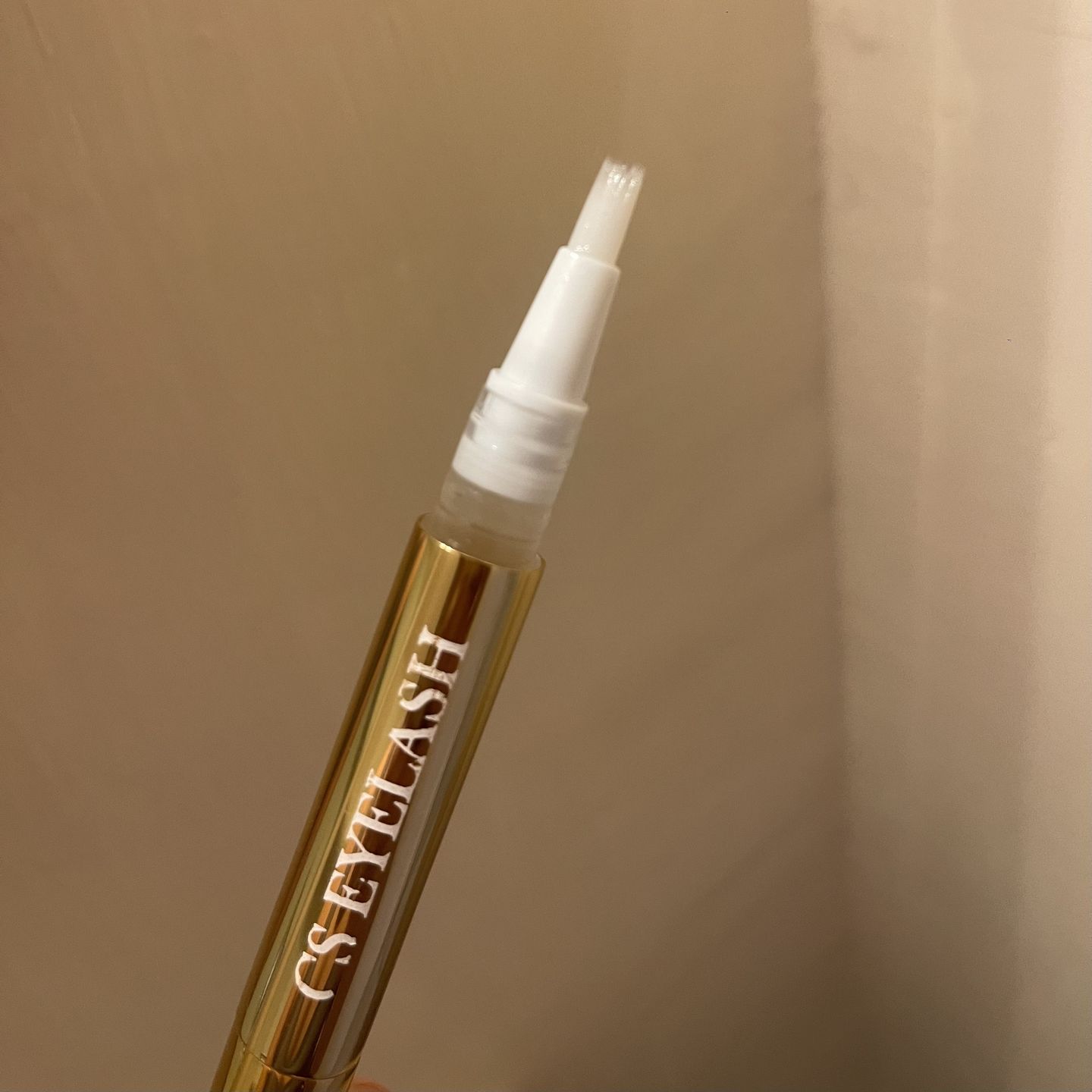 Customer photo review of CS EYELASH - Suero para crecimiento de pestañas y cejas