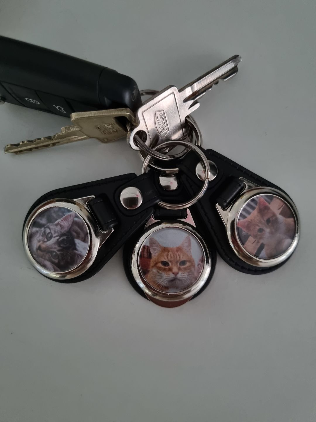 Customer photo review of Schlüsselanhänger-Bundle Leder 3x dein Foto für nur 19,90 €