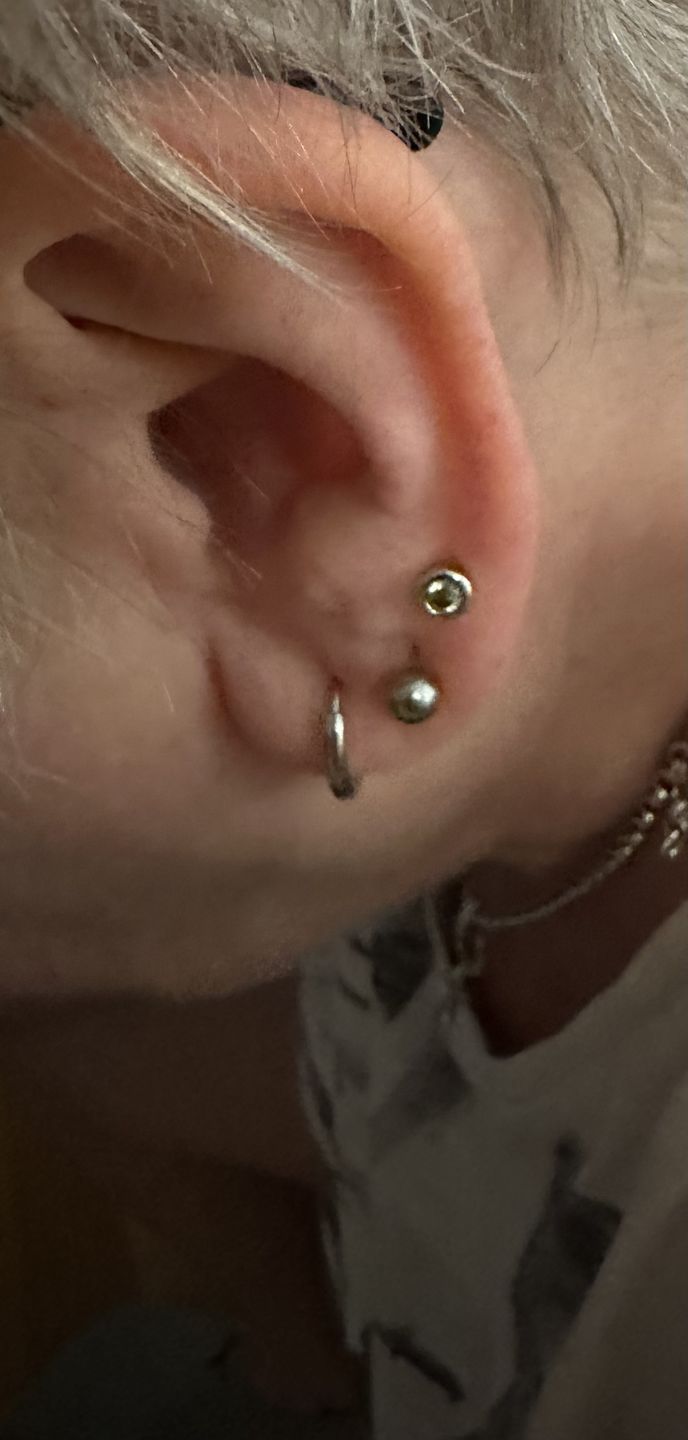 Customer photo review of Perlmutt Lucky Leaf Kette 14K Vergoldet