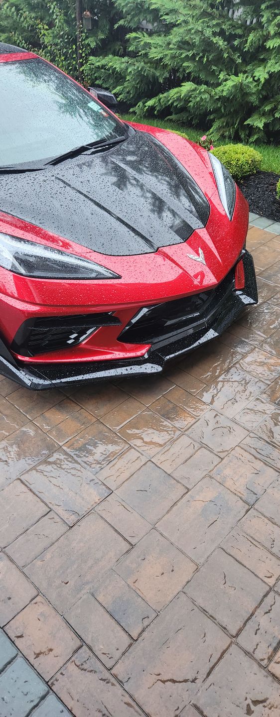 Customer photo review of Corvette C8 EOS Performance Track Edition Front Splitter Lip
