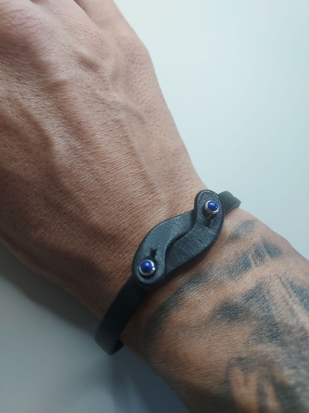 Customer photo review of Bracciale pelle Noi Lapislazzuli Tulsi