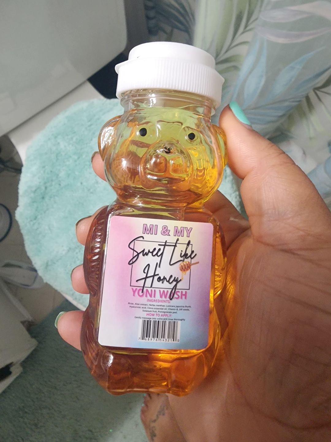 Customer photo review of Sweet Like Honey Yoni Wash