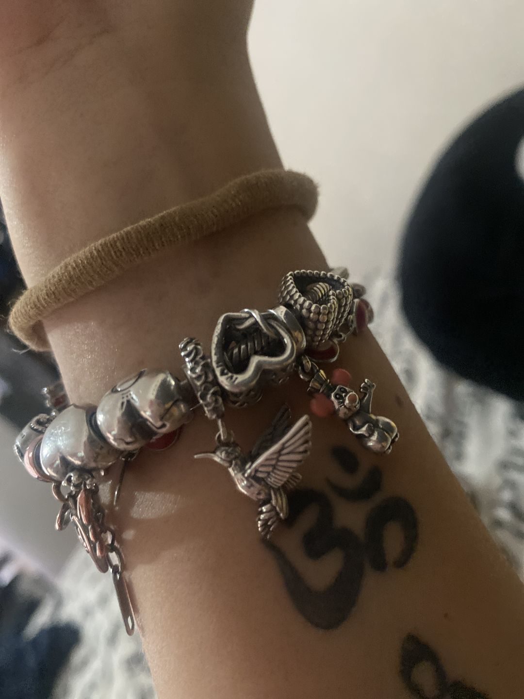 Customer photo review of Charm Colibri Mistico