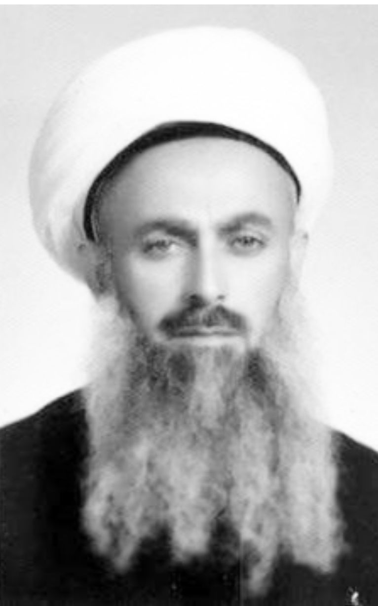 Customer photo review of Naqshbandi Taweez Necklace from Shaykh Nazim