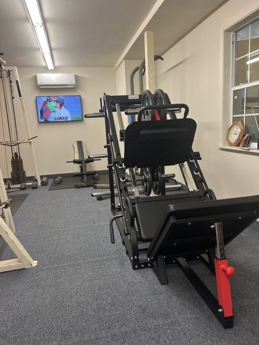 Customer photo review of Leg Press Machine DD05 1500 lbs Capacity