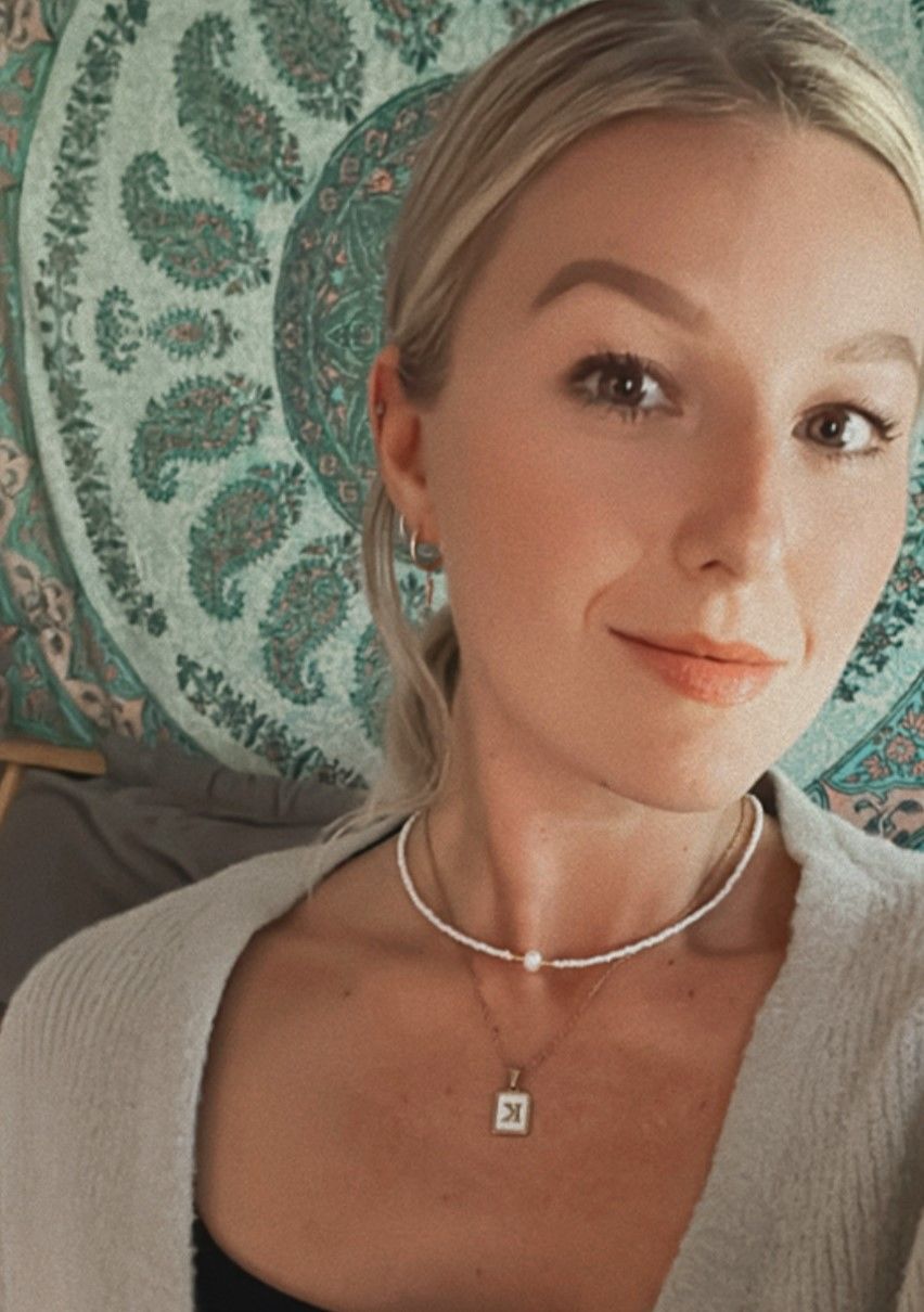 Customer photo review of Freshwater Pearl Necklace (4 Color Options)