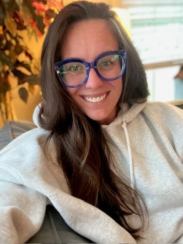 Customer photo review of Bend-2 | Square/Blue/TR90