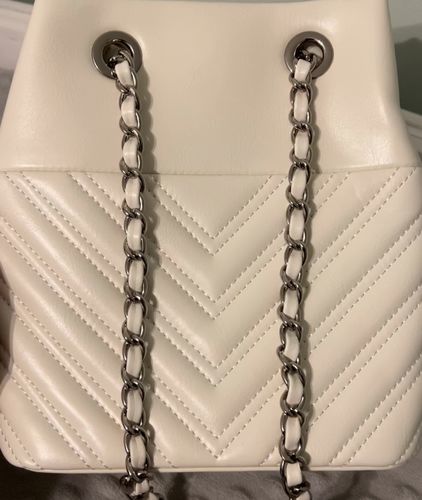 Customer photo review of Chained Chevron Shoulder Bag