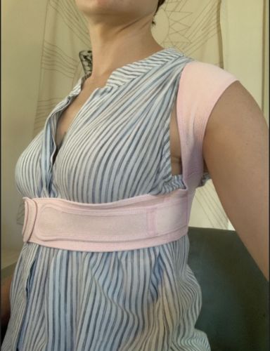 Customer photo review of Seamless posture corrector