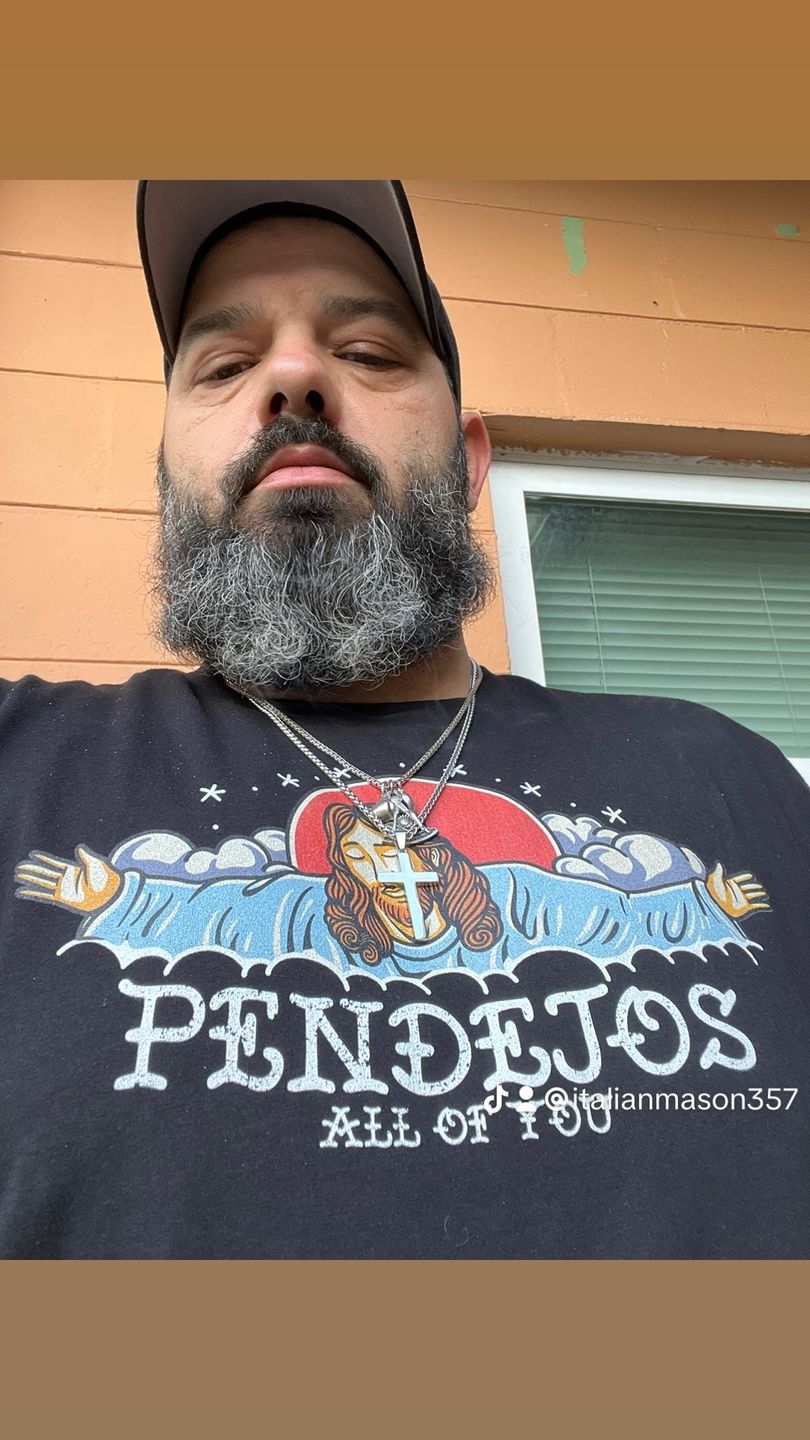 Customer photo review of Premium Pendejos, All Of You Old School OG T-shirt