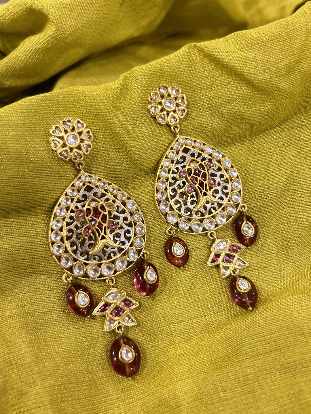 Customer photo review of Gold Wire Mesh Tops