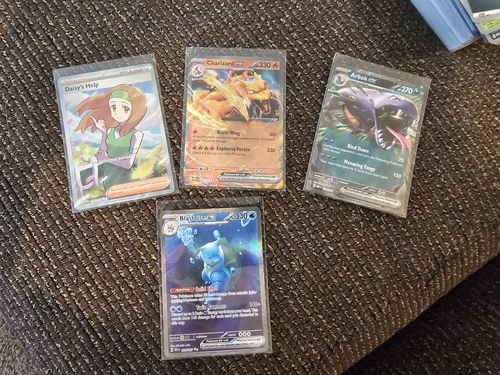 Customer photo review of Pokémon TCG: Scarlet & Violet - 151 Elite Trainer Box (Presale)