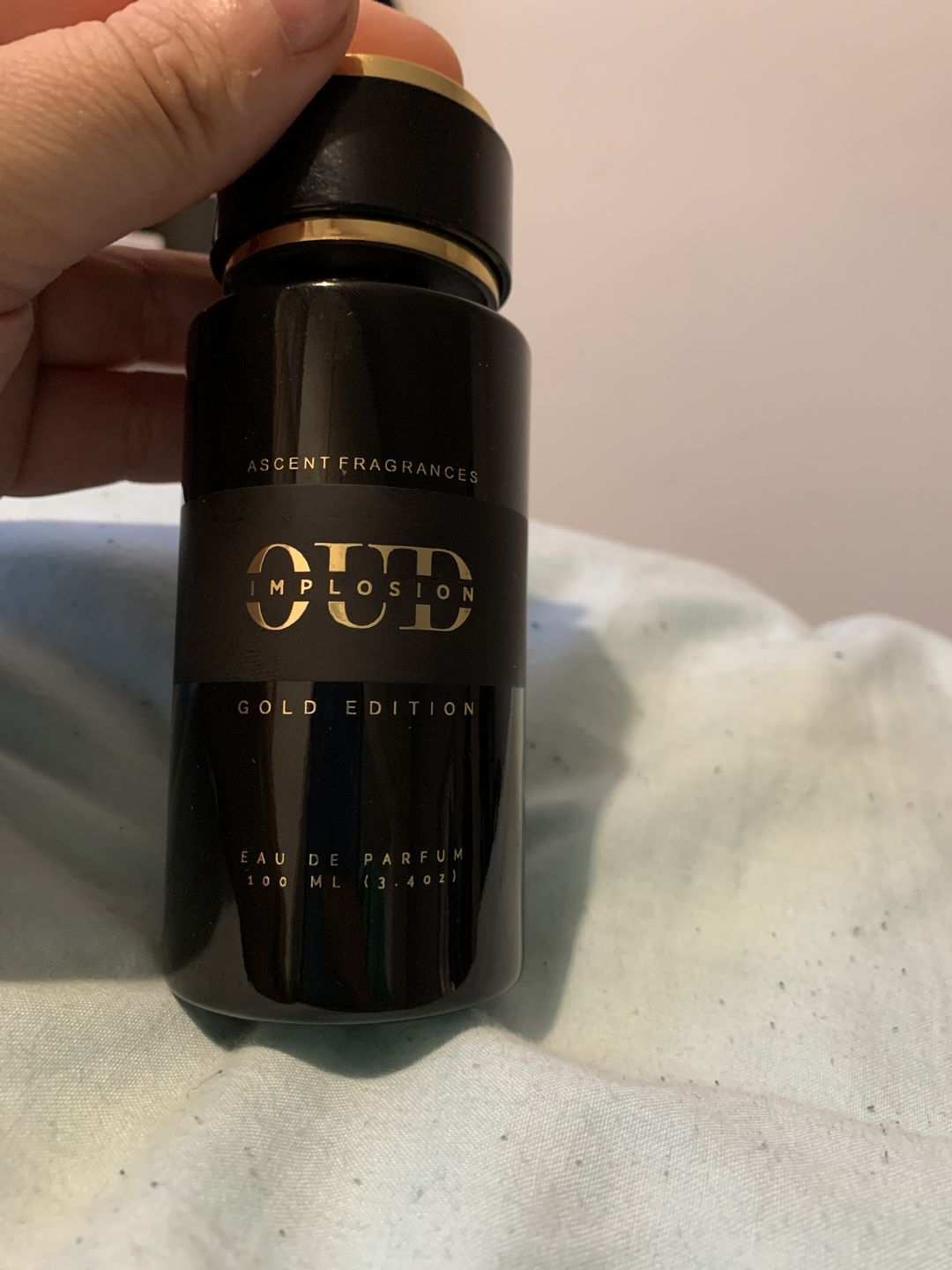 Customer photo review of Oud Implosion