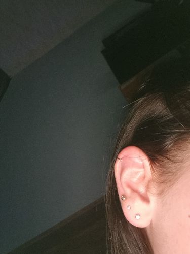 Customer photo review of Le piercing Winnie : éclair