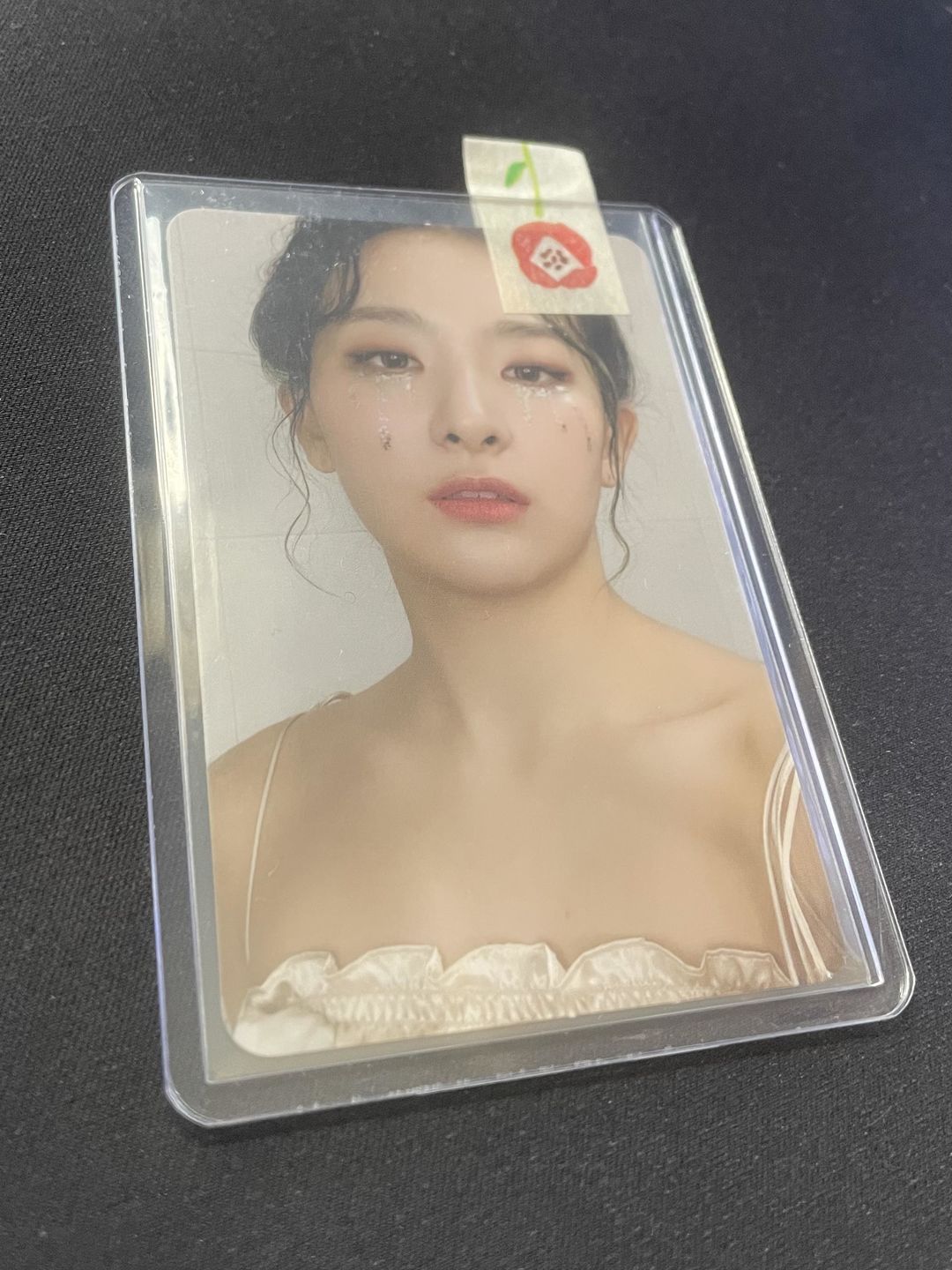 Customer photo review of PREMIUM CLEAR PHOTOCARD TOPLOADER