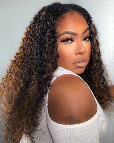 Customer photo review of 4C Edge! Kinky Curly Swiss HD Undetectable Lace 13x4 Lace Frontal Wig