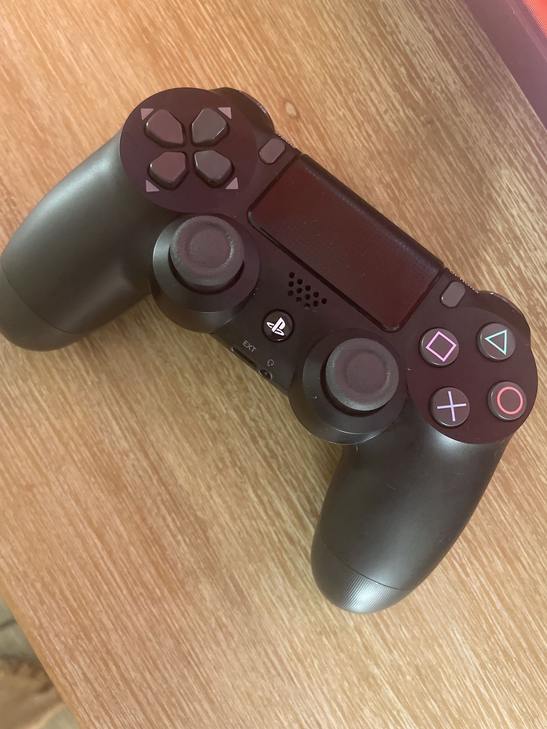 Customer photo review of PS4 Dualshock 4 - Black