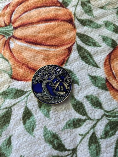 Customer photo review of 1 to 50 Year Sobriety Mint Twisted Tree of Life Gold Plated AA Recovery Medallion/Chip/Coin - Blue