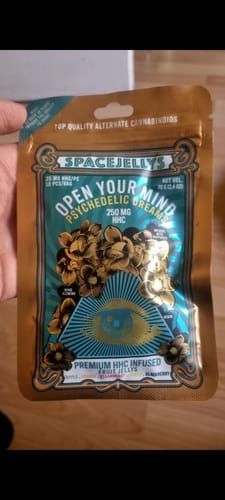 Customer photo review of HHC Fruchtgummis - Spacejellys