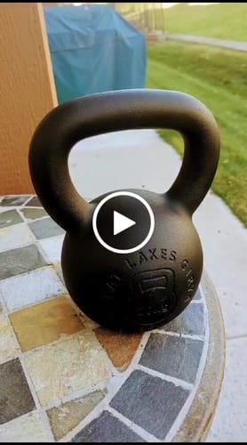 Customer video review of 20kg / 44lbs E-coated Cast Iron Kettlebell