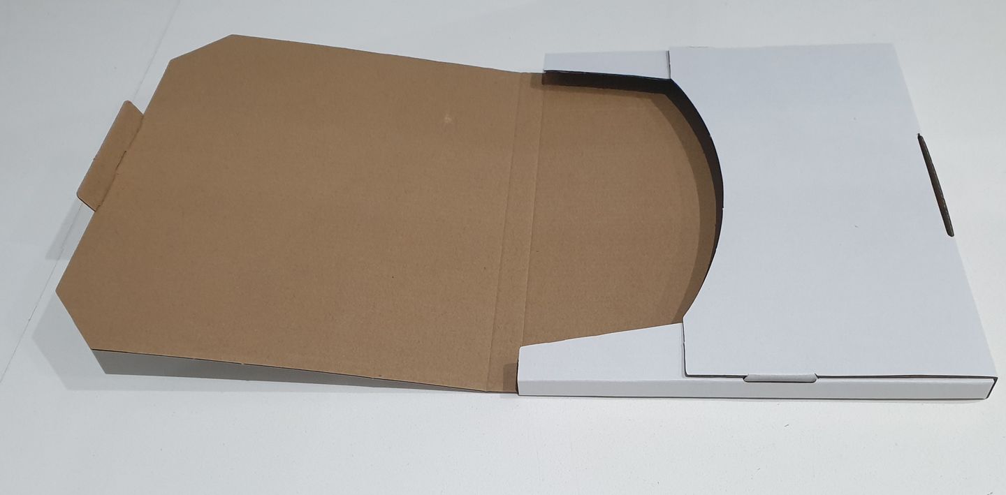 Customer photo review of 270 x 220 x 16mm Superflat White Postal Box B63