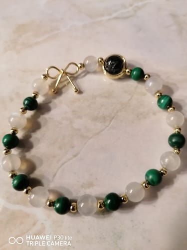 Customer photo review of Bracelet Anti-Douleurs en Malachite et Pierre de Lune | Or fin