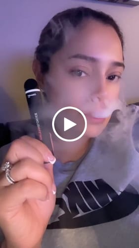 Customer video review of 500mg CBD Disposable Vape Pen | CleanAF MAX
