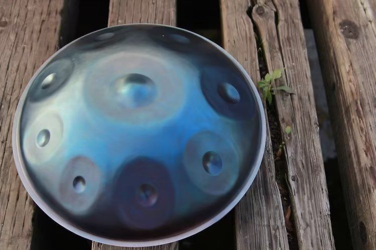 Customer photo review of Cosmos Handpan-Pure Blue 9/10/12 Notes D Minor Tambourine-Gift Set
