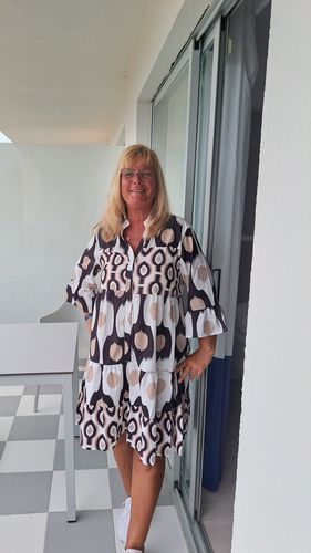 Customer photo review of Wzorzysta sukienka z rękawem 3/4