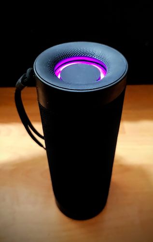 Customer photo review of Bocina Inalámbrica portátil | STF Lumo Tower | 2" x 2 pulgadas, luz LED, bajos potenciados