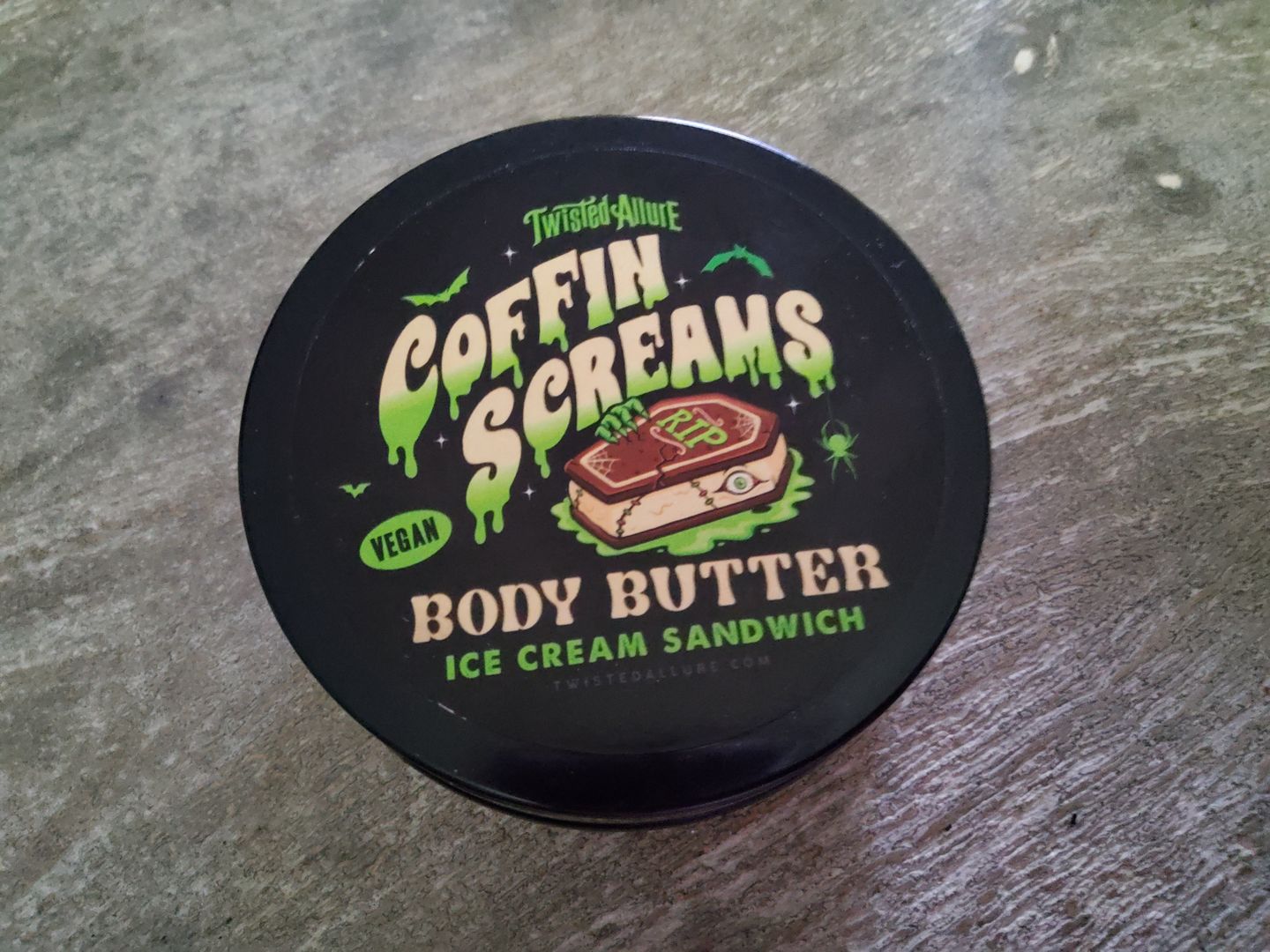 Customer photo review of Coffin Scream Body Butter (ice cream sandwich)
