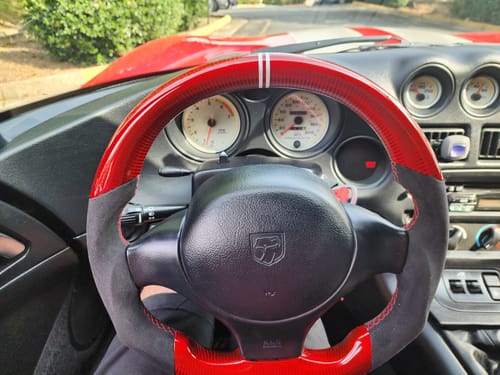 Customer photo review of 2002 viper custom carbon fiber steering wheel