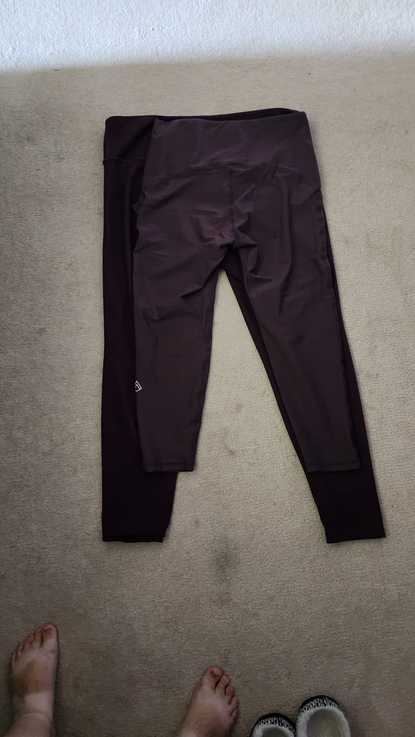 Customer photo review of Up-Tight Leggings