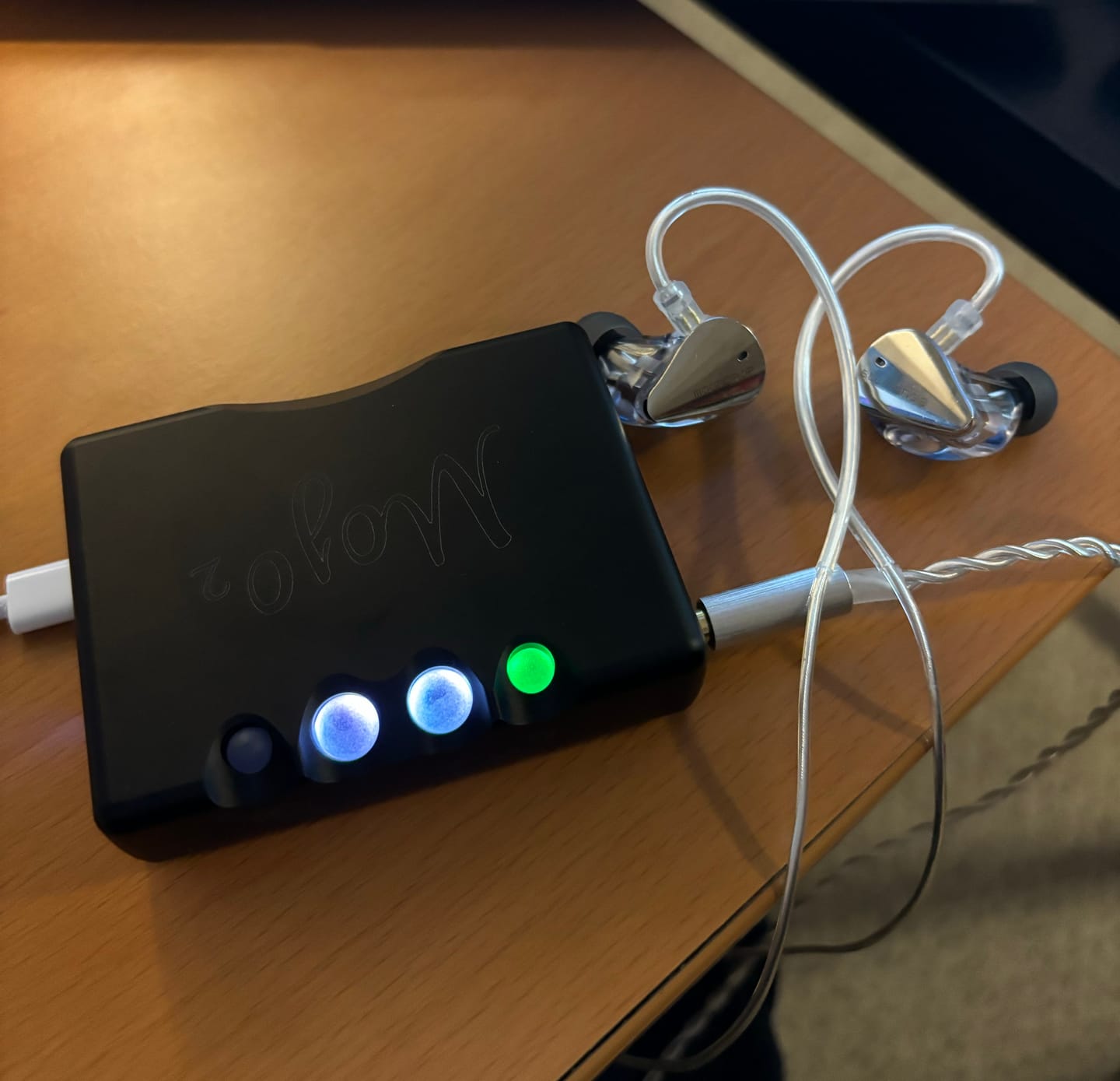 Customer photo review of Chord Electronics Mojo 2 Portable DAC and Headphone Amplifier