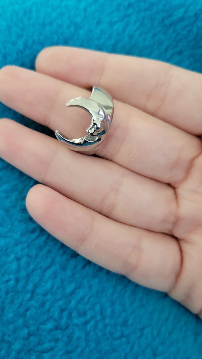 Customer photo review of LUNA THE LUNATIC LUNAR RING