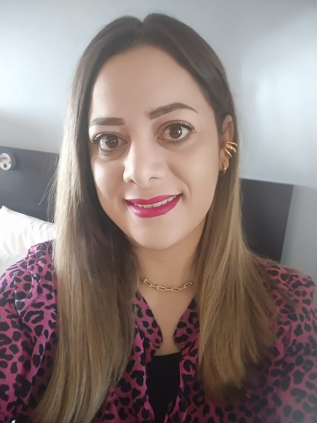 Customer photo review of Collar Tifany