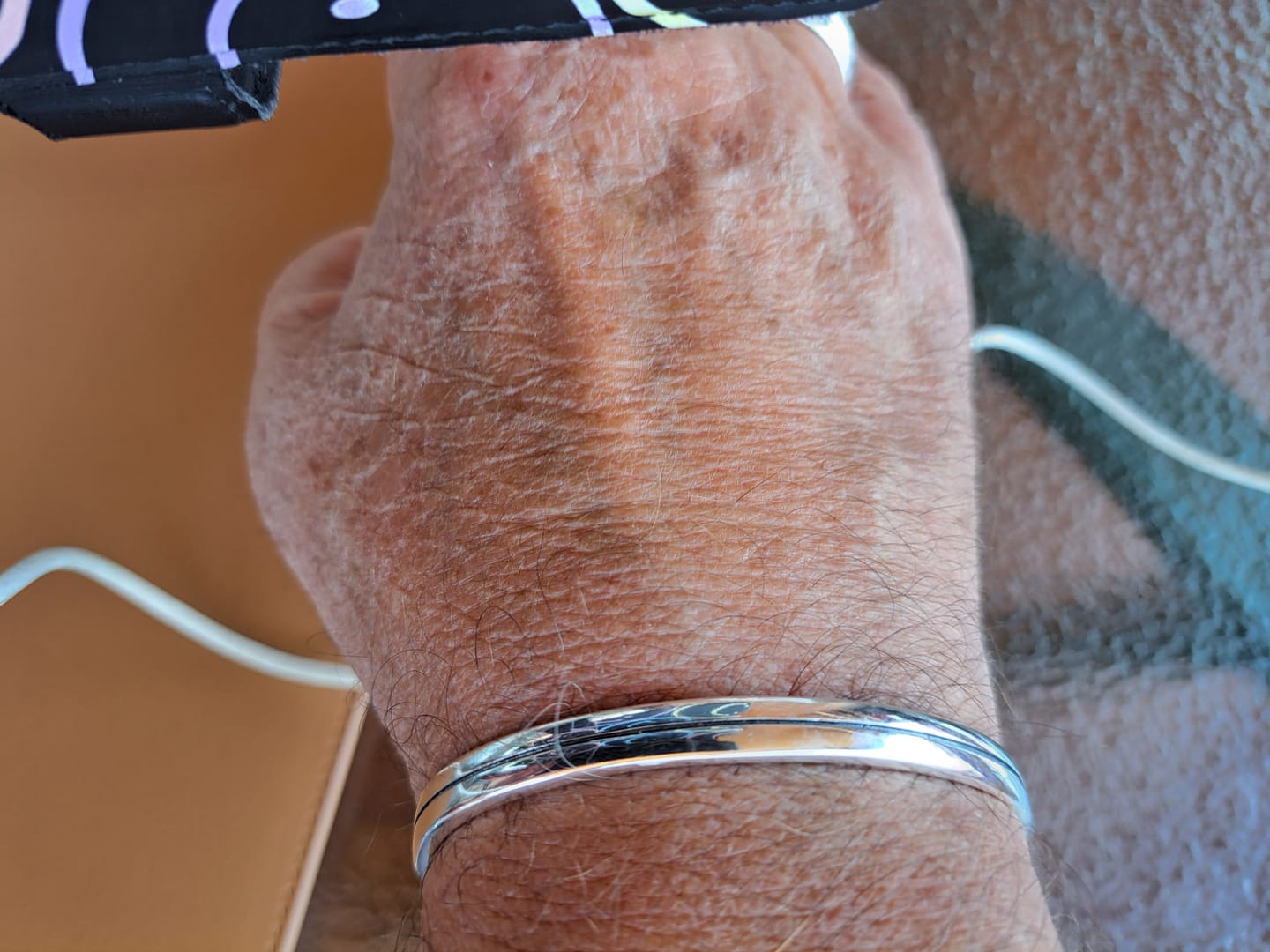 Customer photo review of Brazalete Hombre BRAVE Horizon