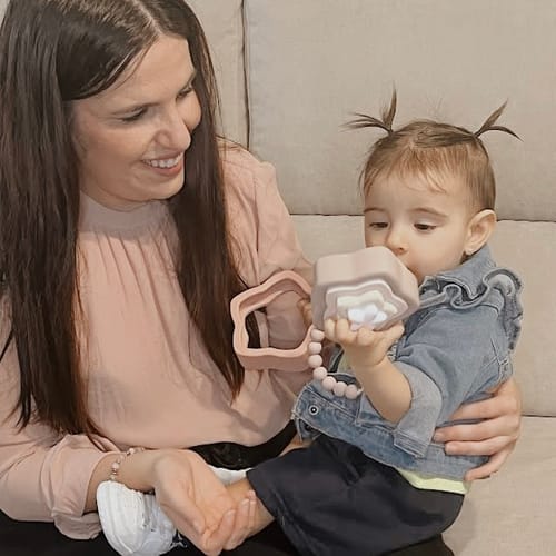 Customer photo review of Juego apilable de silicona orgánica Nenina & Co