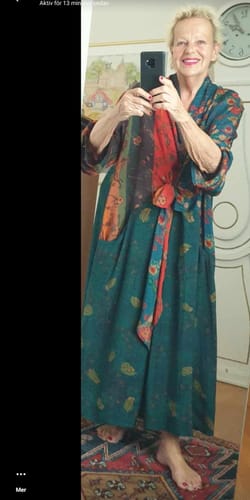 Customer photo review of Plus Size V-neck Printed Lacing Spliced Dress