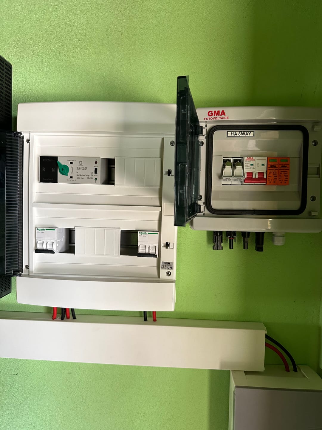Customer photo review of Comutator de transfer automat monofazat pentru panouri fotovoltaice 230V 63A ATS