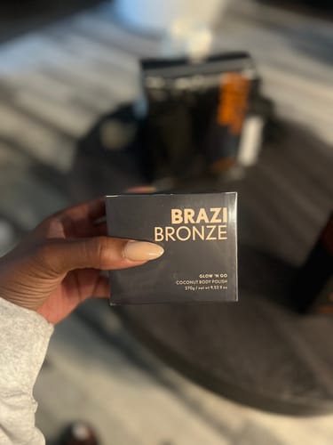 Customer photo review of Glow n’ Go Body Polish