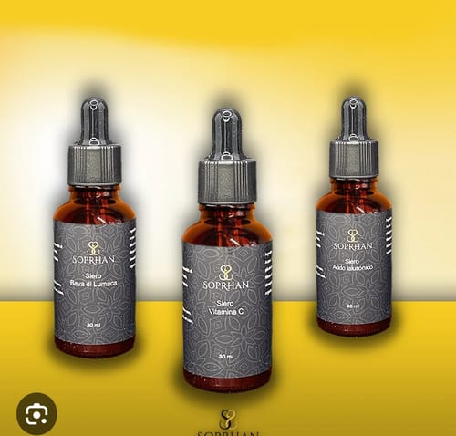 Customer photo review of Sieri Acido Ialuronico + Vitamina C + Bava di Lumaca - 3 al Prezzo di 1 (30ml per Siero)