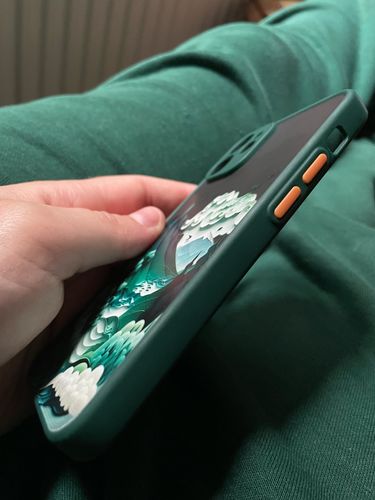 Customer photo review of Mountain Vista Shockproof iPhone Case