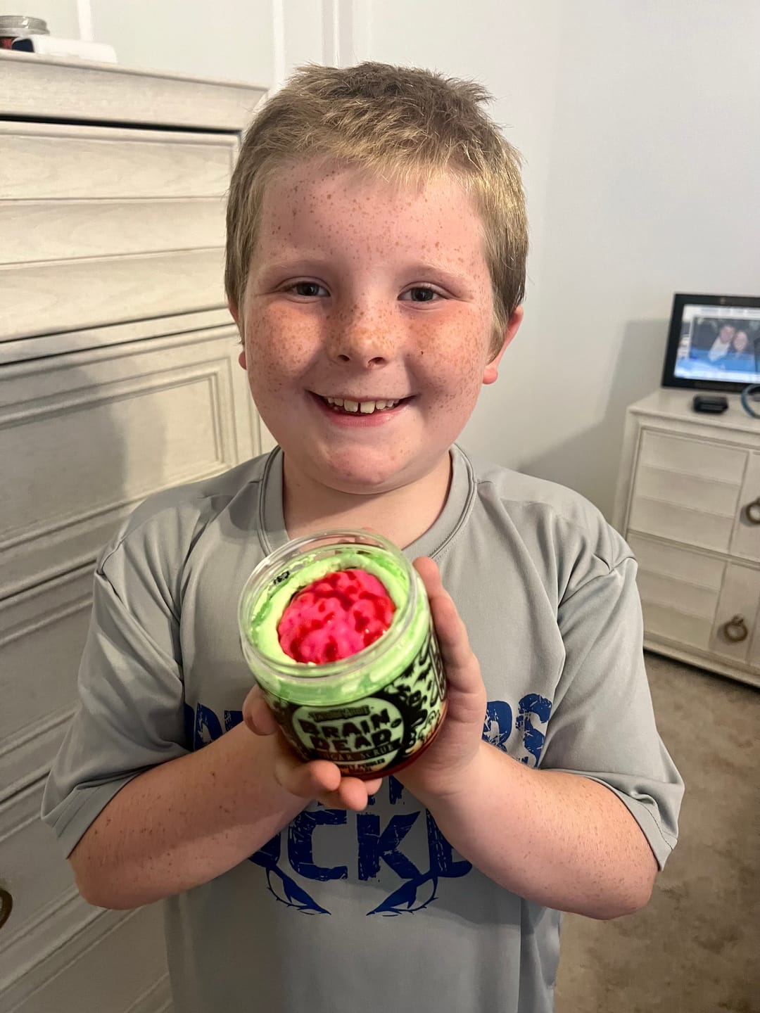 Customer photo review of Brain Dead  Sugar Scrub (Fruity Pebbles Cereal)