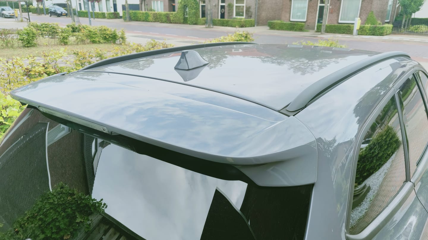 Customer photo review of 'Shark Fin' Aerial (Painted) - Mk3/3.5 Ford Focus / Mk8 Ford Fiesta