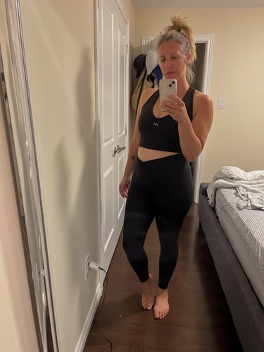 Customer photo review of The V Tank / Black